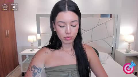  zoee jackson online show from 03.04.25