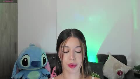  zoee jackson online show from 09.09.25