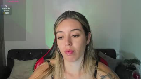  zoee jackson online show from 10.13.25