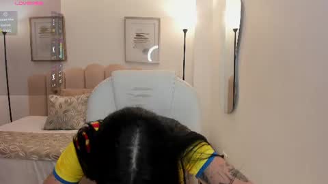 Snapshot of zoee_jackson chatting on 06.17.26 zoee jackson online show from 06.17.26