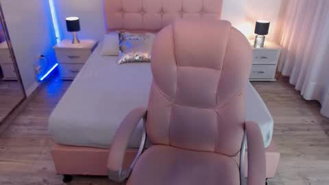 zoe online show from 11.11.25