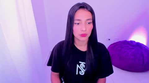 Snapshot of zoee_pamela99 chatting on 09.08.25 pamela online show from 09.08.25