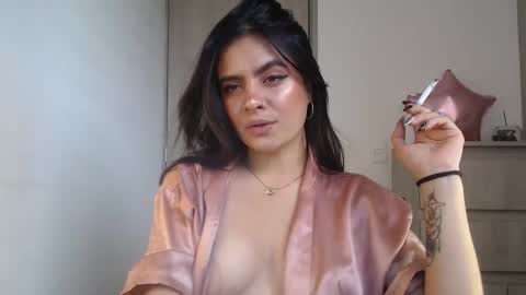 Snapshot of zoee_t chatting on 01.09.26 Zoee online show from 01.09.26