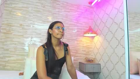 ZoeeSmitth online show from 09.29.25