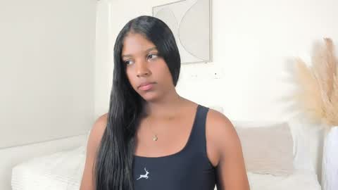 zoegarner10 online show from 03.31.26