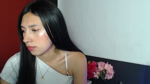 Laura  online show from 01.09.25