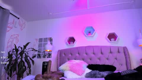 Zoe online show from 01.07.25