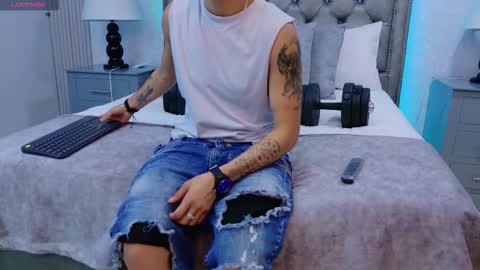 Zoe Krug online show from 01.09.26