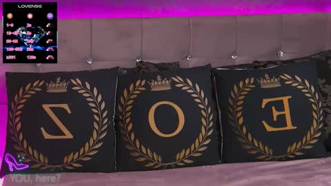 Snapshot of zoemesmerizee chatting on 10.03.25 ZoeMesmerize online show from 10.03.25