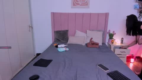 CuteZoe online show from 02.01.26