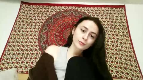 zoepleasing online show from 03.01.25