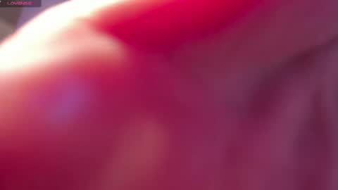 Zoe Presley  online show from 02.23.25