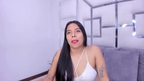 ZoeSwam online show from 01.29.25