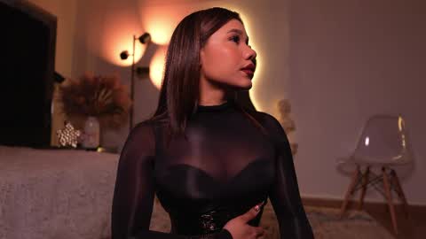 zoevidal_ online show from 04.12.26