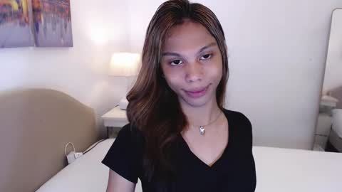 Snapshot of zoeygorgeous19 chatting on 10.14.25 zoey online show from 10.14.25