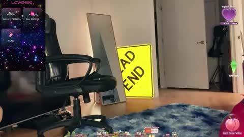 zoeymonroe online show from 10.15.25