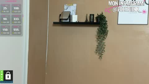 zoeypinkk online show from 03.27.26