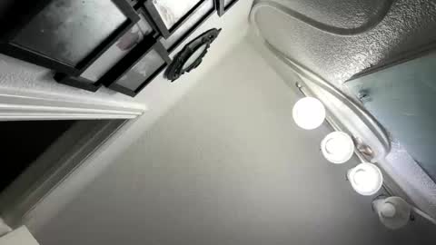 Snapshot of zoeyportland chatting on 11.12.25 Zoey Portland online show from 11.12.25