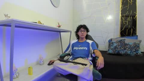     online show from 11.19.25