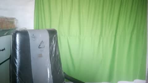 zoyakhan803 online show from 02.12.25