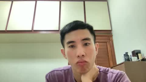 Snapshot of zseszsesz chatting on 12.11.24 Z online show from 12.11.24