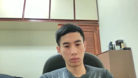 Snapshot of zseszsesz chatting on 12.16.24 Z online show from 12.16.24