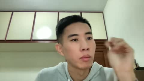 Snapshot of zseszsesz chatting on 12.29.24 Z online show from 12.29.24