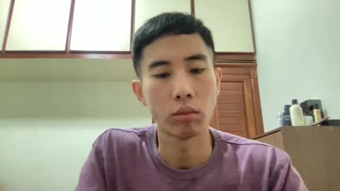 Snapshot of zseszsesz chatting on 12.31.24 Z online show from 12.31.24