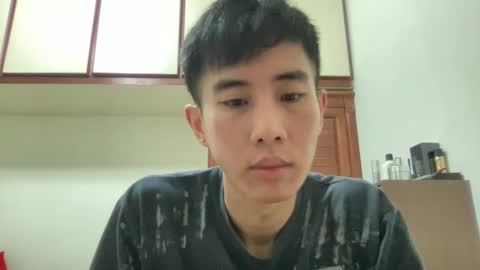 Snapshot of zseszsesz chatting on 02.11.25 Z online show from 02.11.25