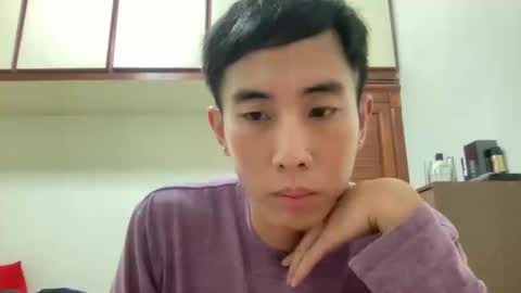 Snapshot of zseszsesz chatting on 02.16.25 Z online show from 02.16.25