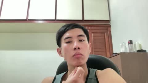 Snapshot of zseszsesz chatting on 09.12.25 Z online show from 09.12.25