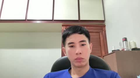 Snapshot of zseszsesz chatting on 10.28.25 Z online show from 10.28.25