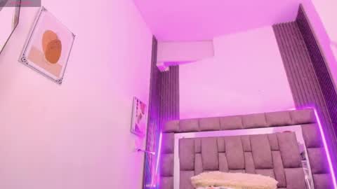 Zuly  online show from 04.22.26