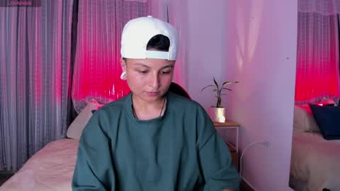 Zury Ramirez online show from 04.10.26