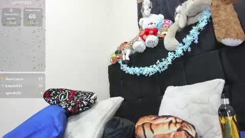 Snapshot of zusan_king_ chatting on 07.07.26 Im Zusan My schedule is from 1030pm to 430 am colombian time online show from 07.07.26