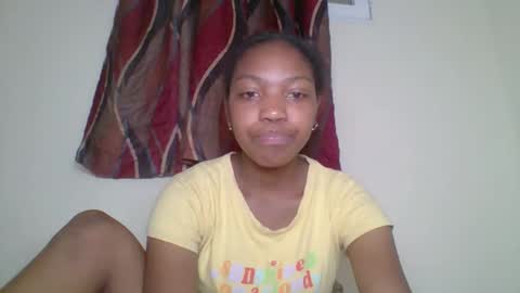 zyraelle_01 online show from 04.29.26