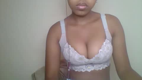 zyraelle_01 online show from 05.15.26