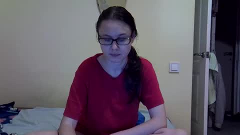 Zyuhre online show from 10.23.25