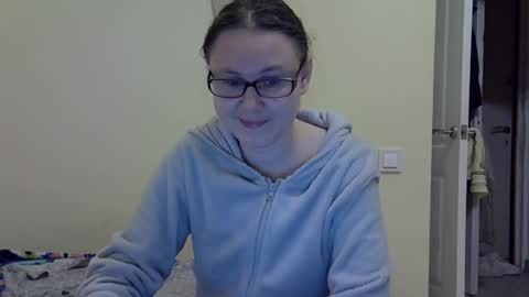 Zyuhre online show from 12.01.25