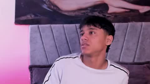 Snapshot of zyzz_1812 chatting on 11.06.25 zyzz_1812 online show from 11.06.25