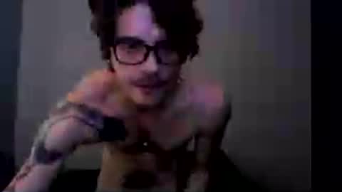 Snapshot of zzzzsaw chatting on 06.21.26 zzzzsaw online show from 06.21.26