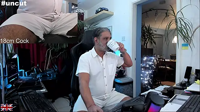 OnlineBossUK online show from 10.11.25