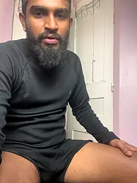 Snapshot of IviedWaster chatting on 12.16.25 IviedWaster online show from 12.16.25