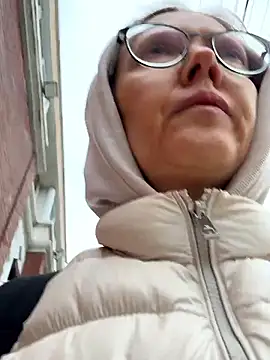 angelmommu online show from 03.31.26