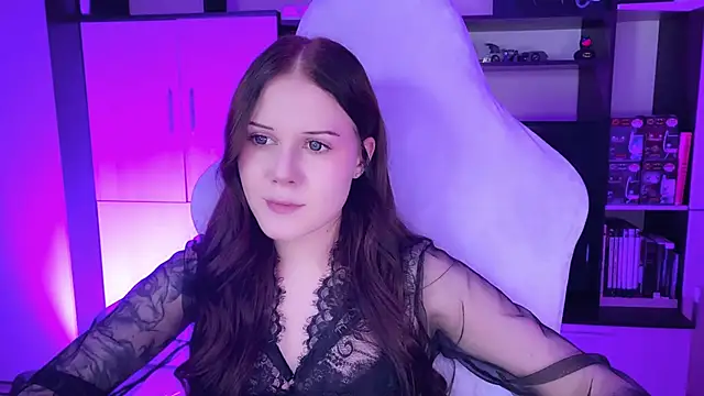 Snapshot of jasminevine chatting on 02.06.25 jasminevine online show from 02.06.25