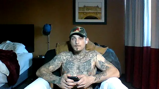 Snapshot of DADDY_KANE8--- chatting on 01.13.25 DADDY KANE8--- online show from 01.13.25