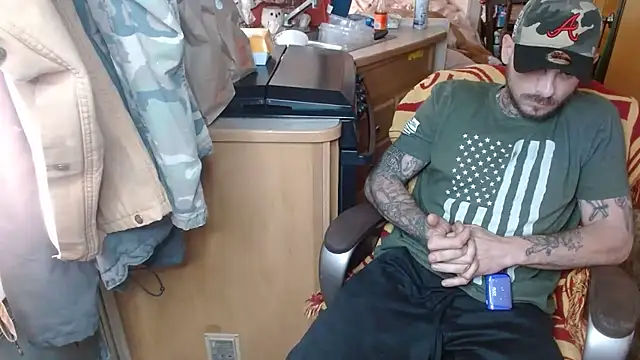 Snapshot of DADDY_KANE8--- chatting on 03.19.25 DADDY KANE8--- online show from 03.19.25