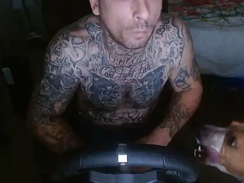 Snapshot of DADDY_KANE8--- chatting on 10.30.25 DADDY KANE8--- online show from 10.30.25