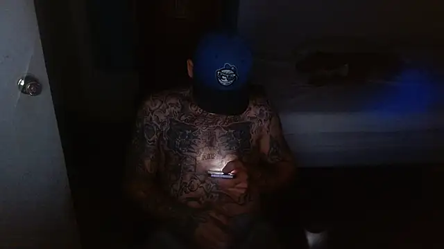 Snapshot of DADDY_KANE8--- chatting on 11.21.25 DADDY KANE8--- online show from 11.21.25