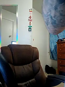 Snapshot of DADDY_KANE8--- chatting on 11.28.25 DADDY KANE8--- online show from 11.28.25